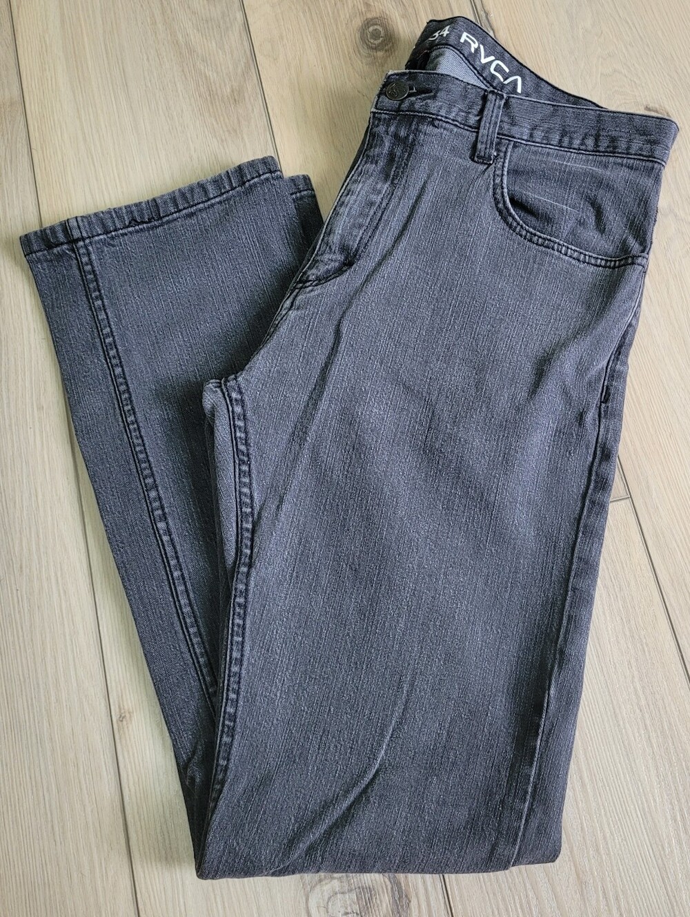 RVCA Men's Leo Romero Signature Slim Straight Stretch Denim Jeans 34 Grey